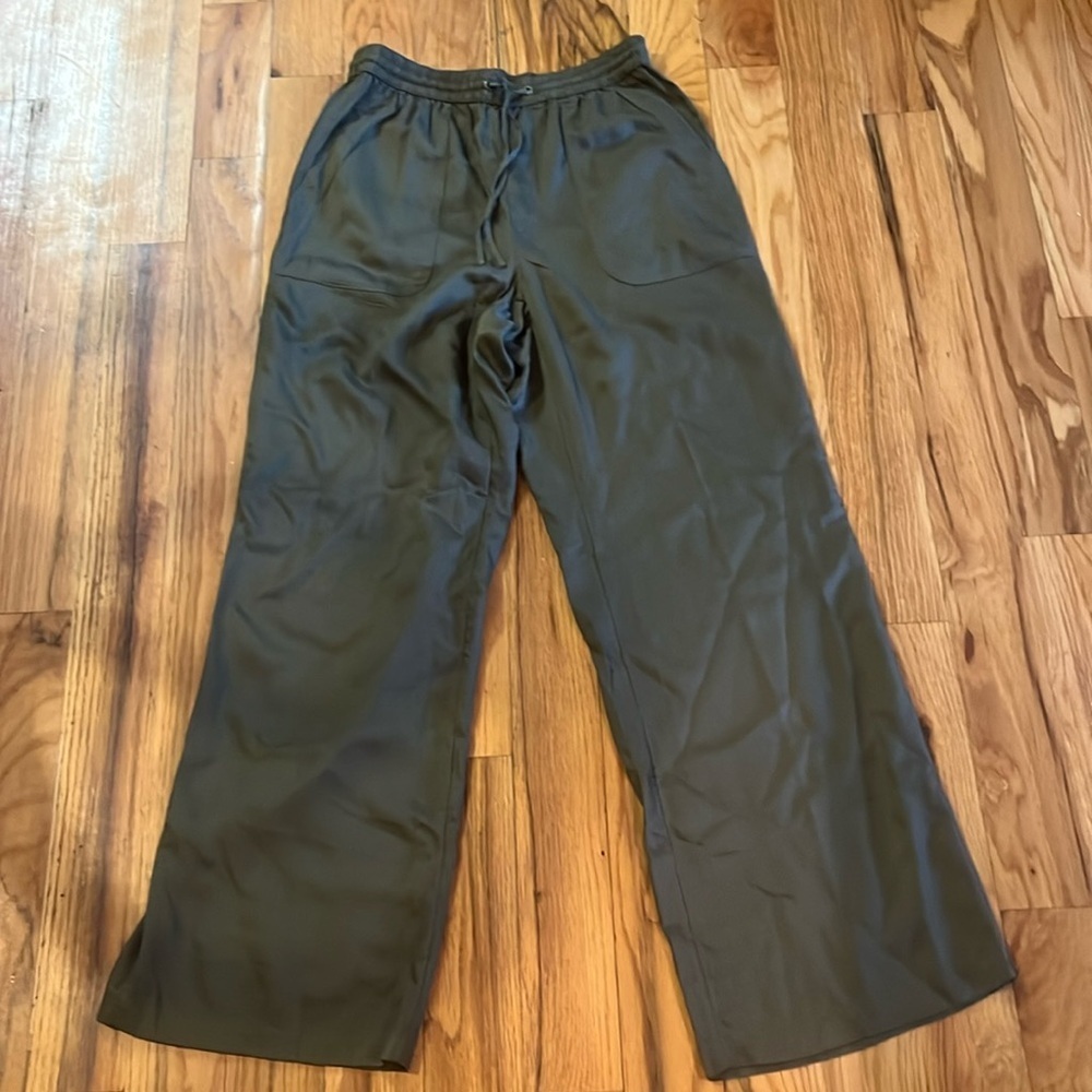 Land’s End Drawstring pants sz 8